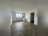 Ma-Cabane - Location Appartement LE CHAMBON-FEUGEROLLES, 43 m²