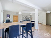 Ma-Cabane - Location Local commercial Saint-Cannat, 147 m²