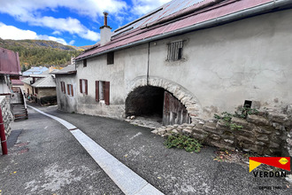 achat appartement allos 04260