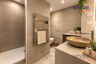 achat appartement cotignac 83570