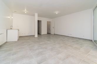 achat appartement pourrieres 83910