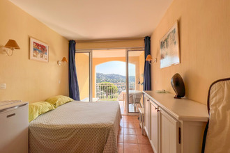 achat appartement roquebrune-sur-argens 83380