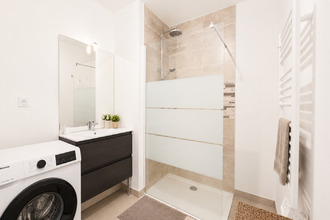 achat appartement senas 13560
