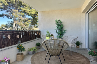 achat appartement st-cyr-sur-mer 83270