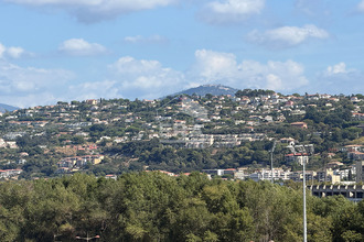 achat appartement st-laurent-du-var 06700