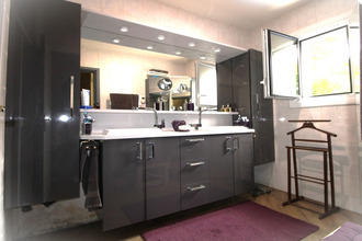 achat divers gennes 49350