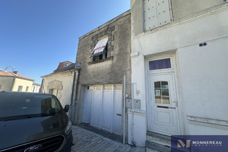 achat immeuble barbezieux-st-hilaire 16300