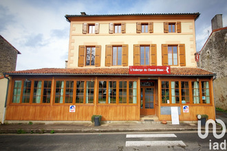 achat immeuble brioux-sur-boutonne 79170