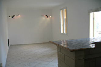 achat immeuble cabannes 13440