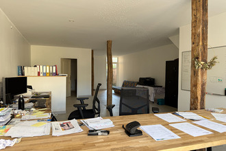 achat immeuble gencay 86160
