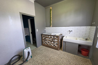 achat immeuble la-roche-posay 86270