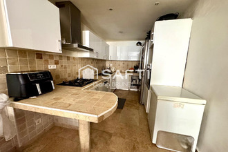 achat immeuble la-tour-d-aigues 84240