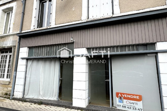 achat immeuble les-ormes 86220