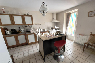 achat immeuble parthenay 79200