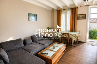 achat immeuble parthenay 79200