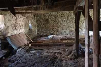 achat immeuble perols-sur-vezere 19170