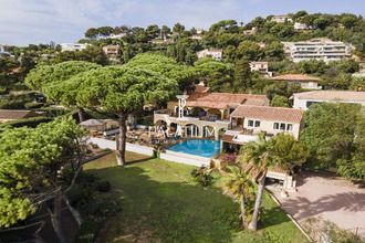 achat immeuble roquebrune-sur-argens 83370