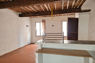achat immeuble salernes 83690
