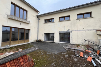 achat immeuble st-jean-d-angely 17400