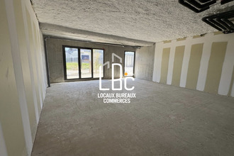 achat localcommercial avrille 49240