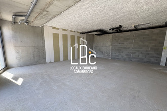 achat localcommercial avrille 49240