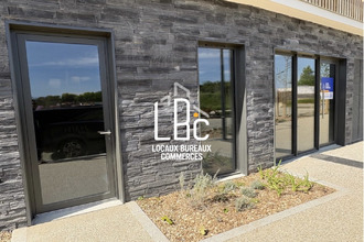achat localcommercial avrille 49240