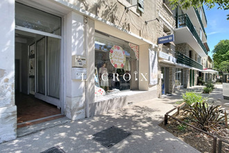 achat localcommercial carpentras 84200