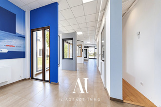 achat localcommercial cessy 01170