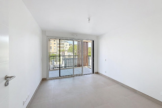 achat localcommercial frejus 83600