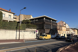 achat localcommercial frejus 83600