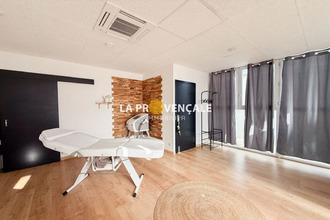 achat localcommercial gardanne 13120