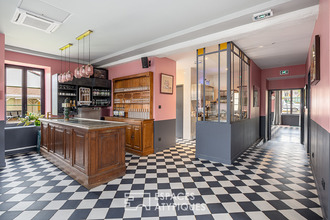 achat localcommercial genas 69740