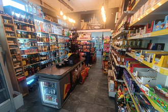 achat localcommercial hyeres 83400