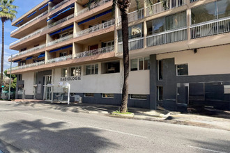 achat localcommercial hyeres 83400