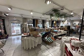 achat localcommercial l-isle-sur-la-sorgue 84800