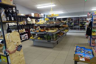 achat localcommercial laval 53000