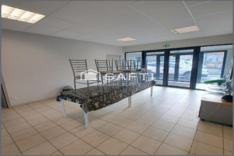 achat localcommercial laval 53000