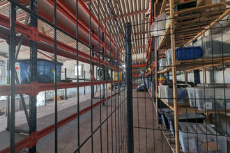 achat localcommercial le-luc 83340