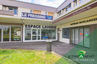 achat localcommercial le-mesnil-le-roi 78600