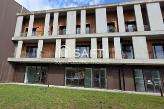 achat localcommercial mees 40990