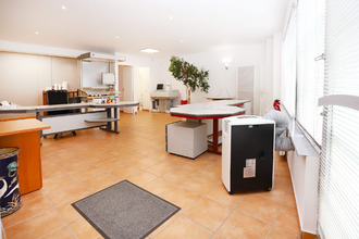 achat localcommercial mtreuil 93100