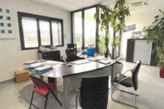 achat localcommercial quetigny 21800