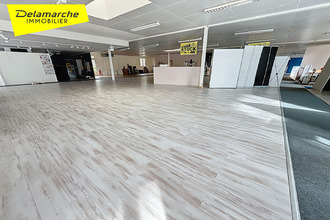 achat localcommercial st-james 50240