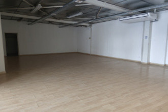 achat localcommercial st-julien-les-villas 10800