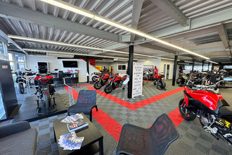 achat localcommercial st-lo 50000