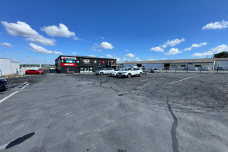 achat localcommercial st-lo 50000