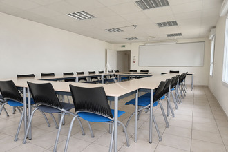 achat localcommercial stes 17100
