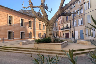 achat localcommercial trets 13530