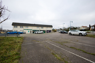 achat localcommercial valmt 57730