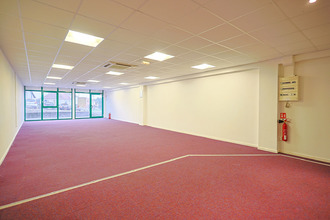 achat localcommercial valmt 57730